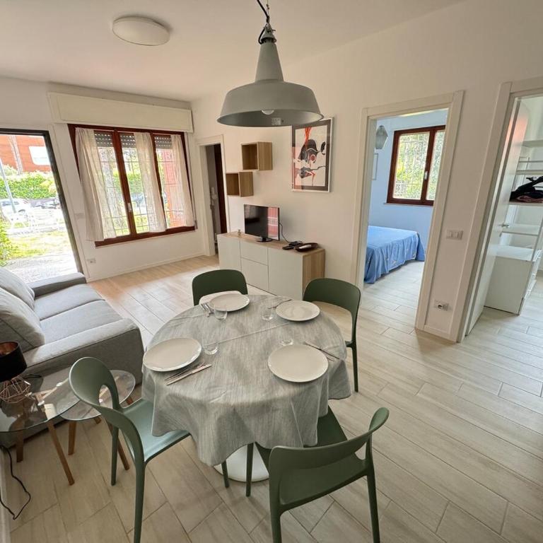 Giardino privato e tranquillo con parcheggio incluso - Appartamento con 2 Camere da Letto - 6
