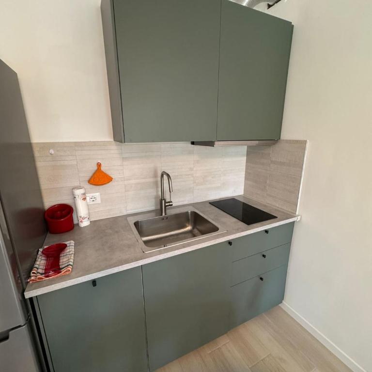 Giardino privato e tranquillo con parcheggio incluso - Appartamento con 2 Camere da Letto - 12