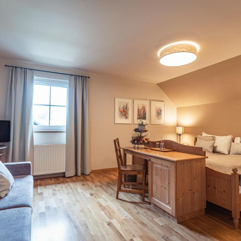 Seegasthof Gamsjaga - Family Room - 4