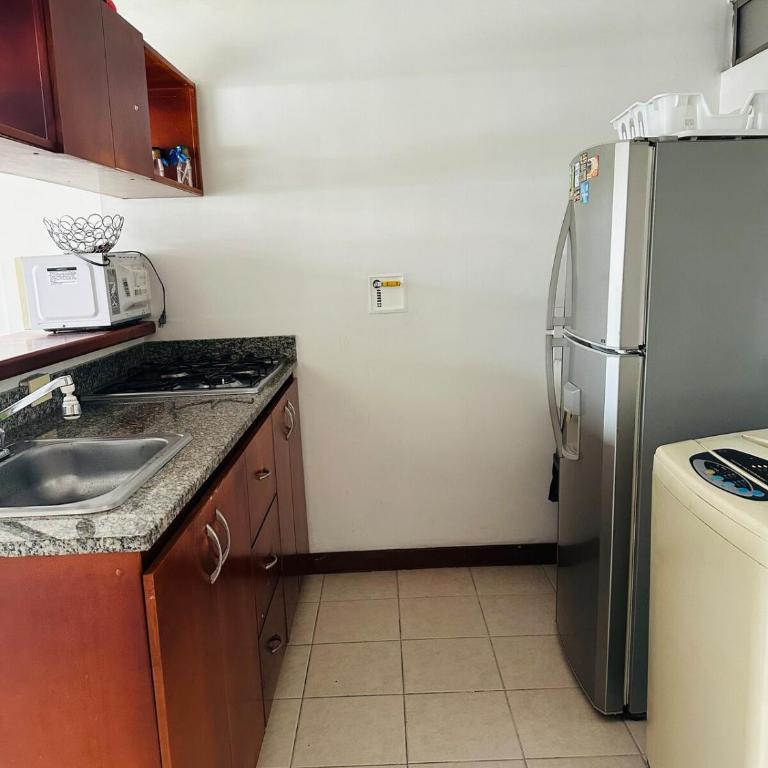 apartamento 5 minuto parque del poblado caminando - Apartamento de 1 dormitorio - 36