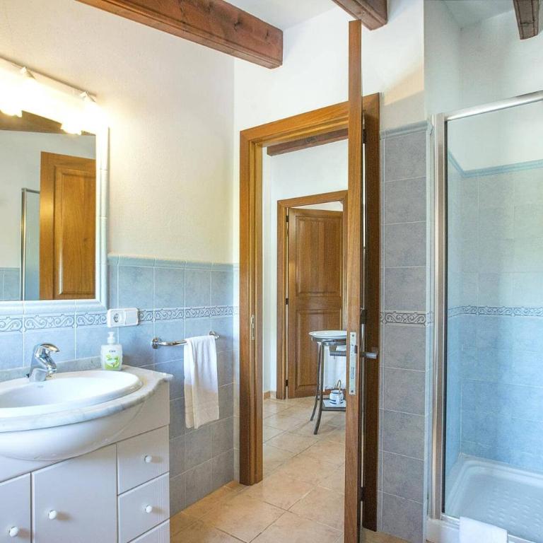 Villa SOlivellas by Villa Plus - Villa - 16