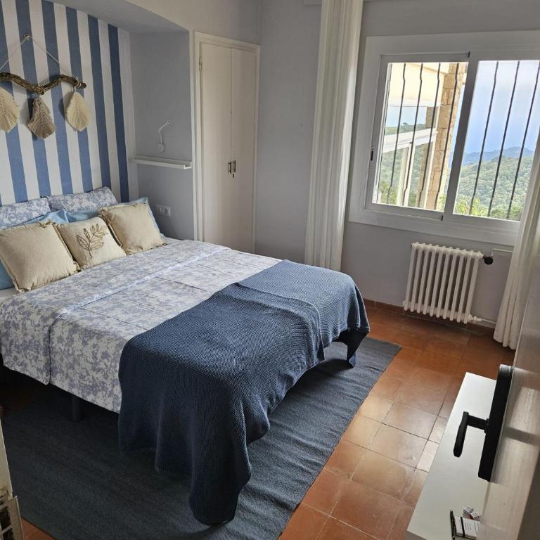 La Roqueta Hotel - Habitación con cama grande - 1