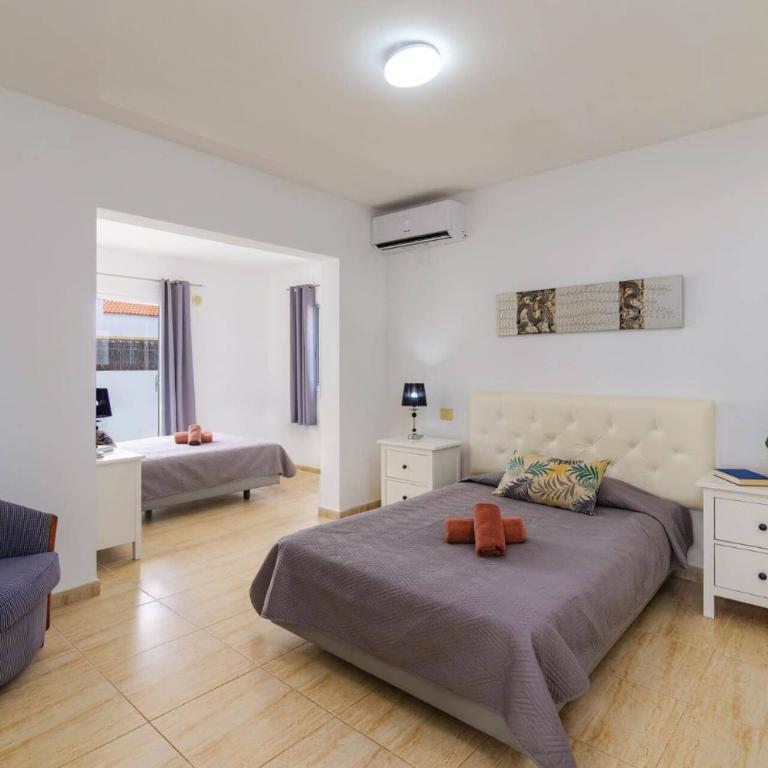 Villa Esmeralda by Villa Plus - Villa - 16
