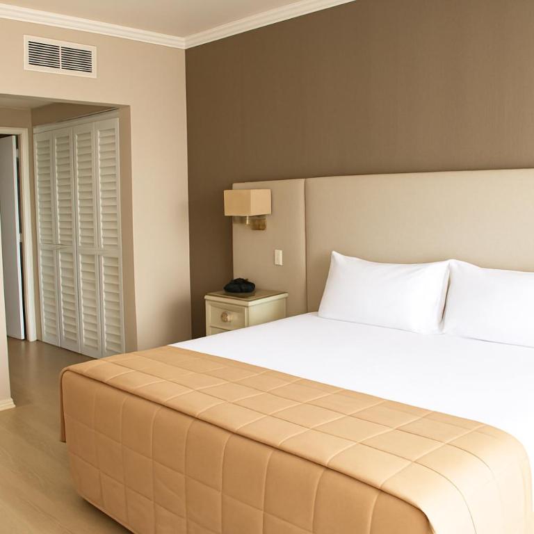 K Suites - Two-Bedroom Standard Apartment - 30