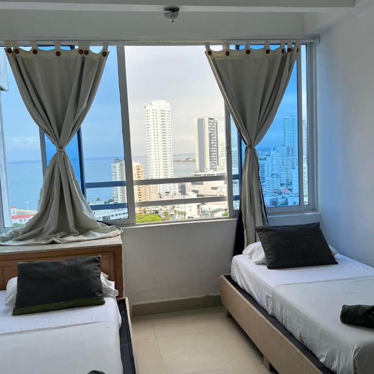 Lovely I bedroom with pool and views - One-Bedroom Apartment - 4