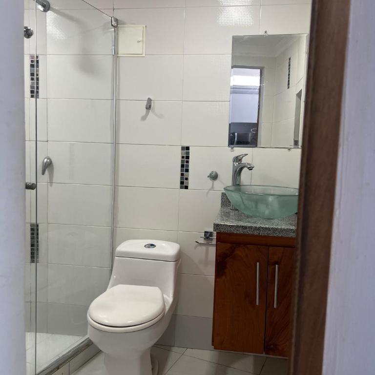 Lovely I bedroom with pool and views - One-Bedroom Apartment - 10