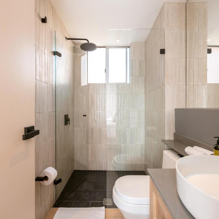 Magnífico apartamento de 2 habitaciones con AC y vistas en Provenza - Two-Bedroom Apartment with View - 14