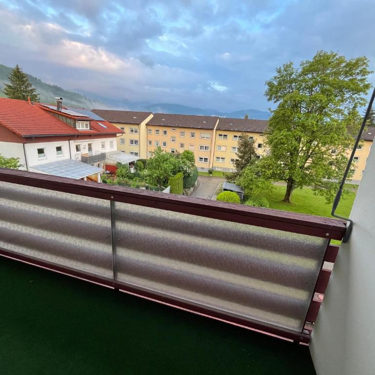 Ferienwohnung Bergblick - Apartment mit 4 Schlafzimmern und einem Balkon - 5