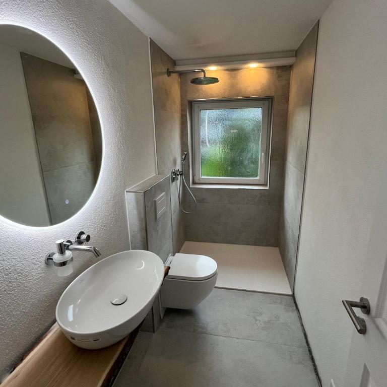 Ferienwohnung Bergblick - Apartment mit 4 Schlafzimmern und einem Balkon - 6