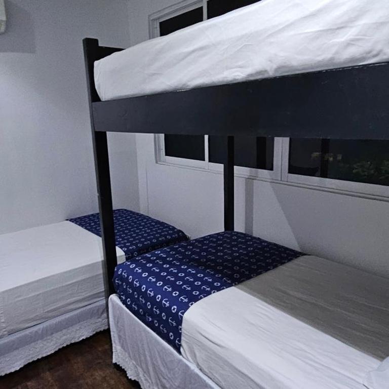 Caribean Vacation Home - Seven-Bedroom House - 40