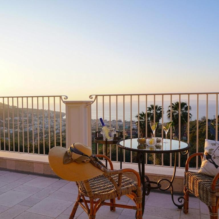 Modern & Private Villa in Unique Location, Pool and Sunset Terrace - Villa con Piscina Privata - 22