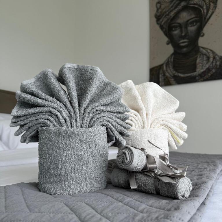Sisters residence - Three-Bedroom Apartment - 41