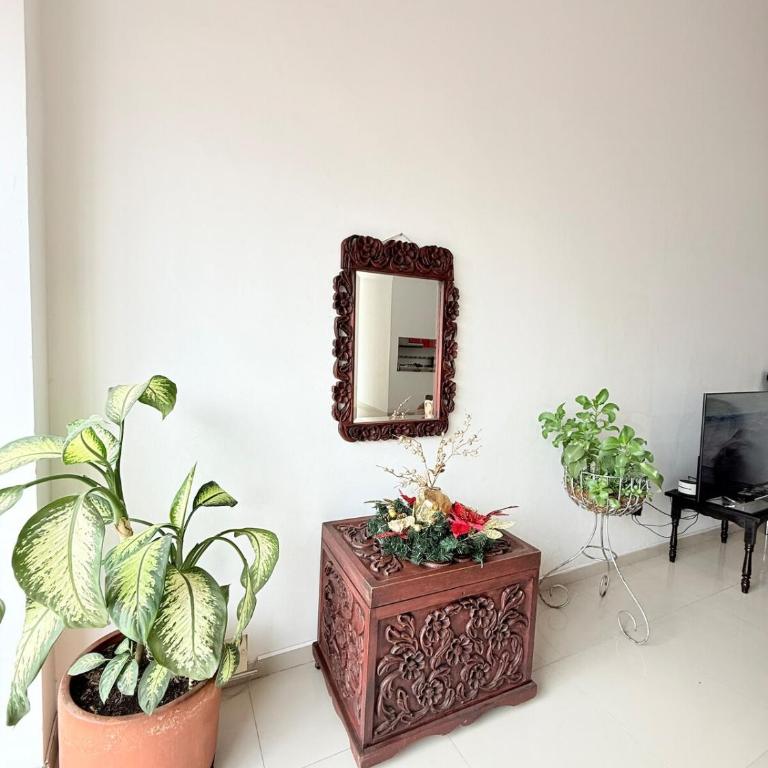 Casa con aires y agua caliente por mall Chipichape Cali - Casa de 5 dormitorios - 14