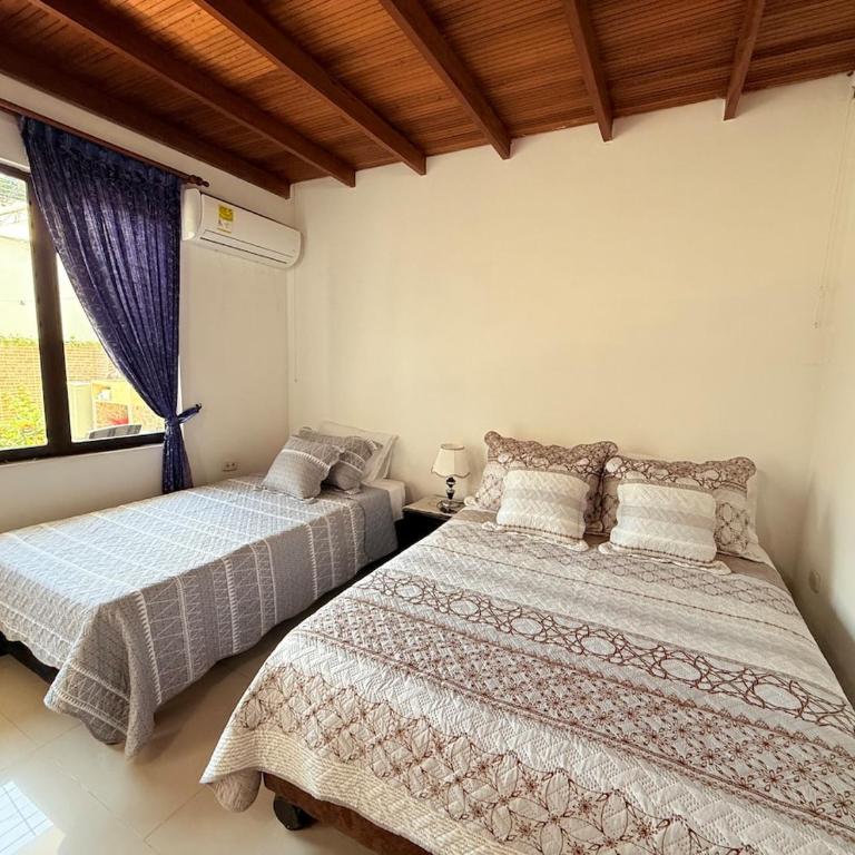 Casa con aires y agua caliente por mall Chipichape Cali - Casa de 5 dormitorios - 29