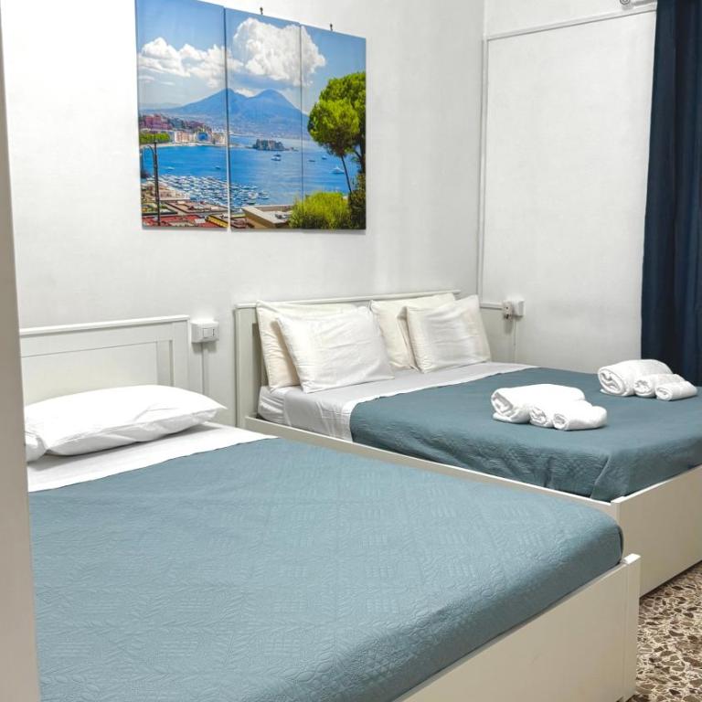 House Corso Umberto Rooms & Comfort by Loveinthetravel - Camera Quadrupla con Balcone - 2