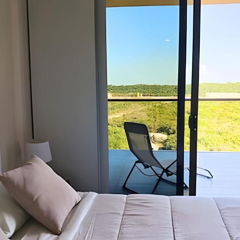 “Luxury Top Floor with Direct Beach Access” - One-Bedroom Apartment with Balcony - 10