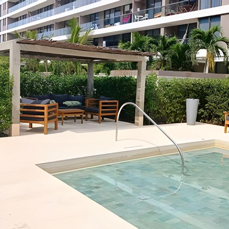 “Luxury Top Floor with Direct Beach Access” - One-Bedroom Apartment with Balcony - 29