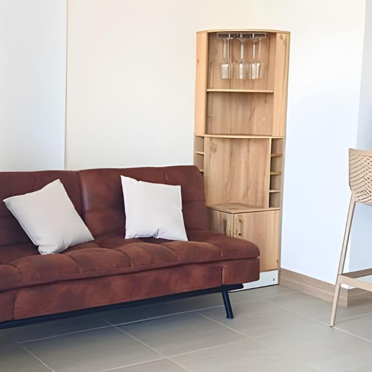 “Luxury Top Floor with Direct Beach Access” - One-Bedroom Apartment with Balcony - 42