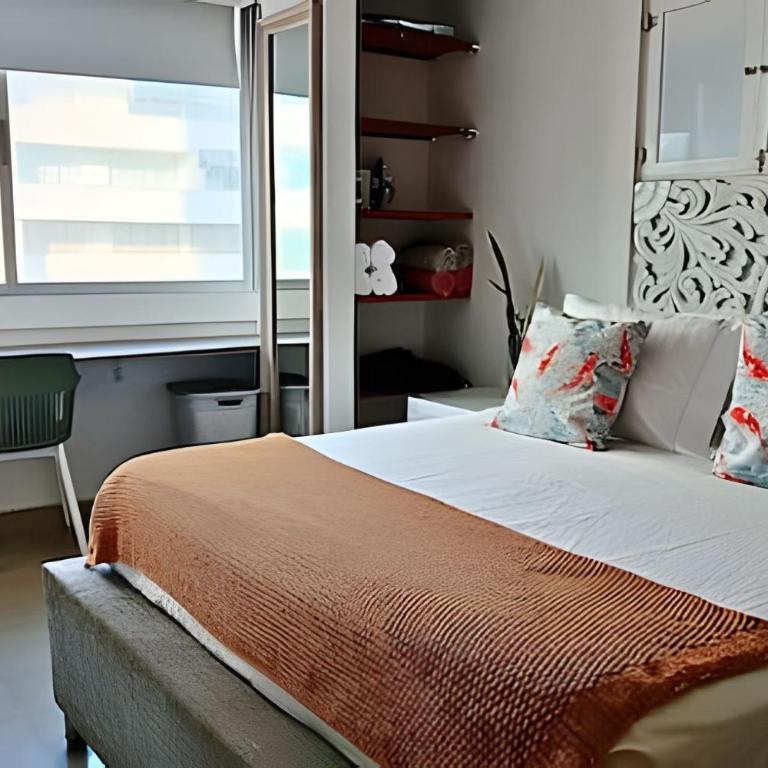 Charming Apt, Meters from Beach, Ideal Area - One-Bedroom Apartment - Sea Side - 9