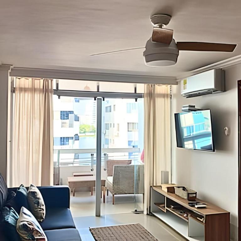 Charming Apt, Meters from Beach, Ideal Area - One-Bedroom Apartment - Sea Side - 31