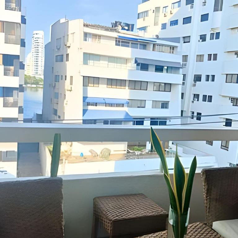 Charming Apt, Meters from Beach, Ideal Area - One-Bedroom Apartment - Sea Side - 41