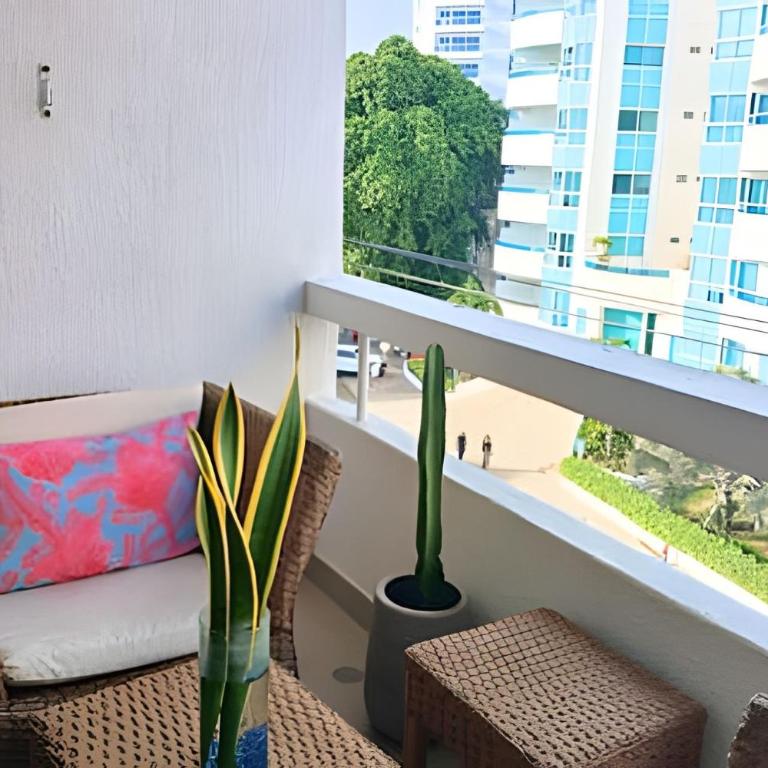 Charming Apt, Meters from Beach, Ideal Area - One-Bedroom Apartment - Sea Side - 42