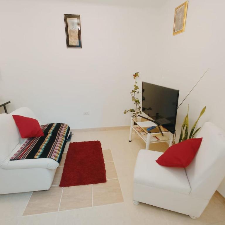Dulce Hogar cómodo minidepartamento cerca al Circuito Mágico - One-Bedroom Apartment - 1