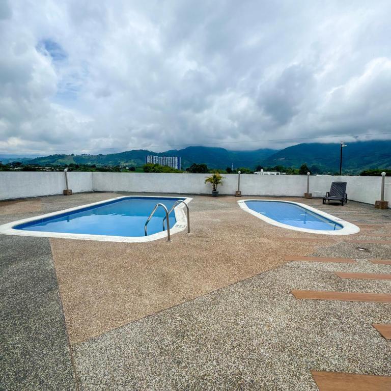 Modern loft with parking, pool and view! - Apartamento de 2 dormitorios - 19
