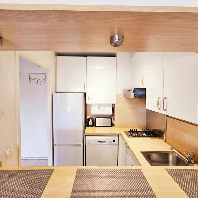 T2 Vue dégagée proche Cannes - Apartment mit 2 Schlafzimmern - 4