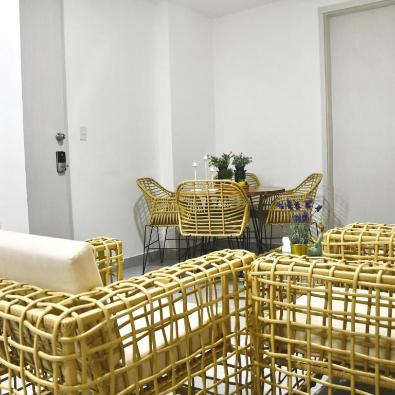 Azure apartahotel - Two-Bedroom Deluxe Apartment - 9