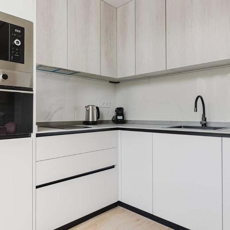 Apartamento 4 - Moderno en Castellana - 4 Torres - Apartamento Deluxe - 2