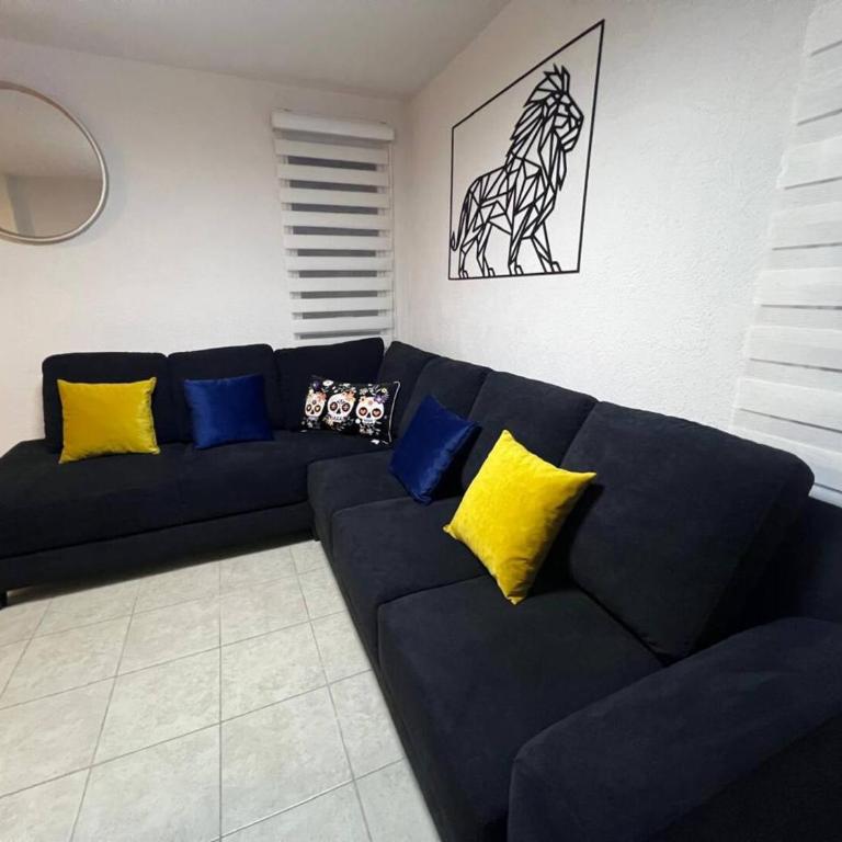 León - Two-Bedroom Apartment - 4