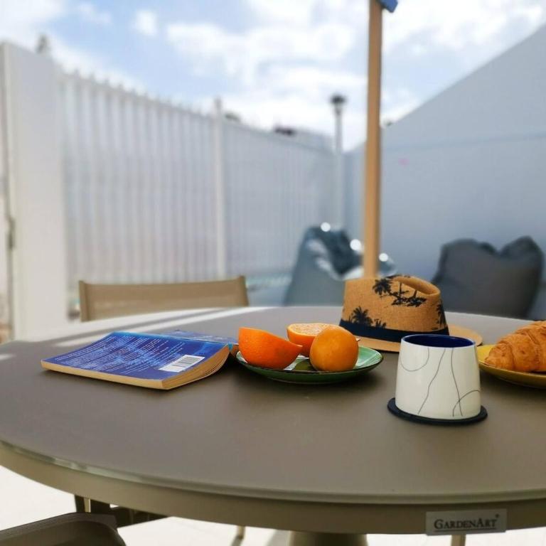 Stylish 2 Bedroom Bungalow By Pride Holiday Rentals - Bungalow de 2 dormitorios - 3