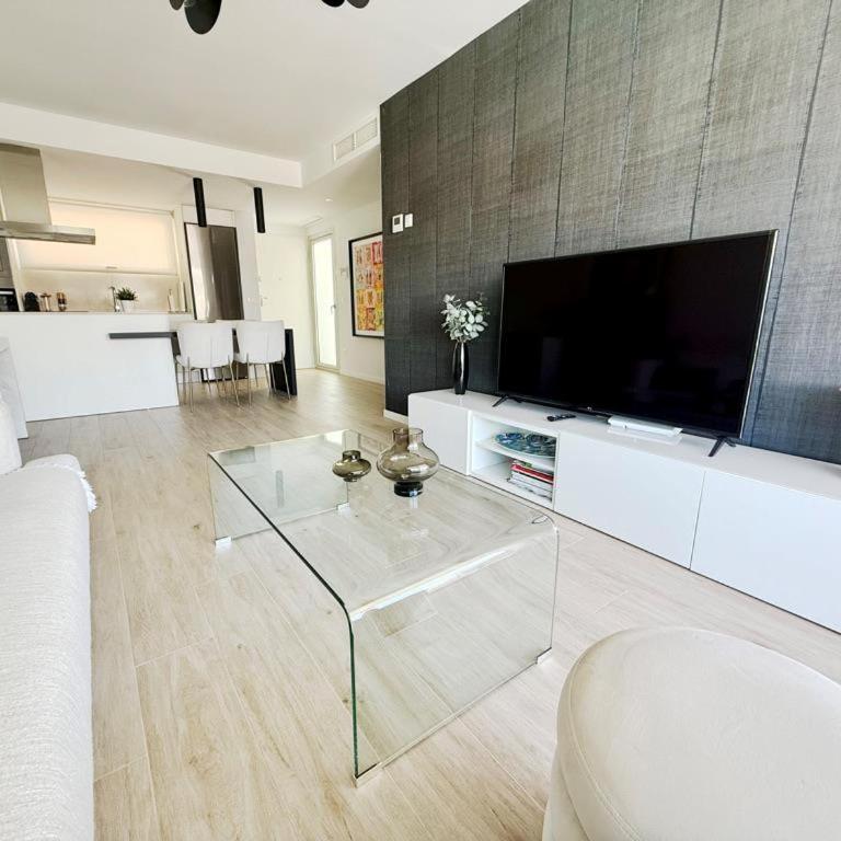 Marina Real 86 by homeprive - Apartamento - 16