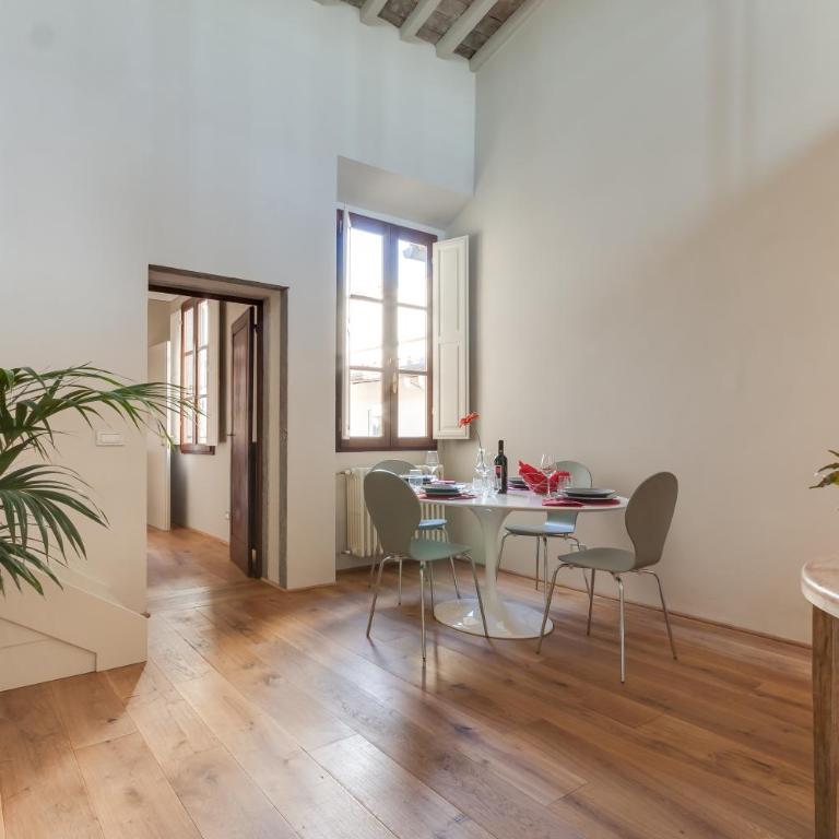 Accademia Frescoes Apartment - Appartamento con 2 Camere da Letto - 8
