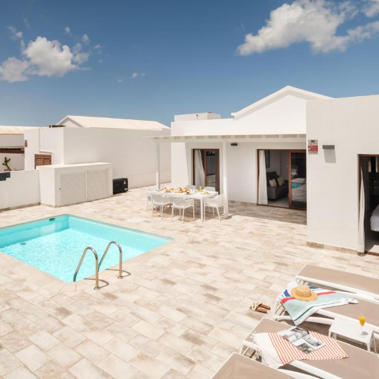 Domus Vulcani Ramagua - Three-Bedroom Villa - 22
