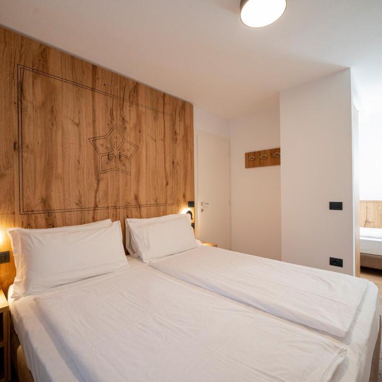 Residence Contrin - Appartamento con 2 Camere da Letto e Balcone - 4