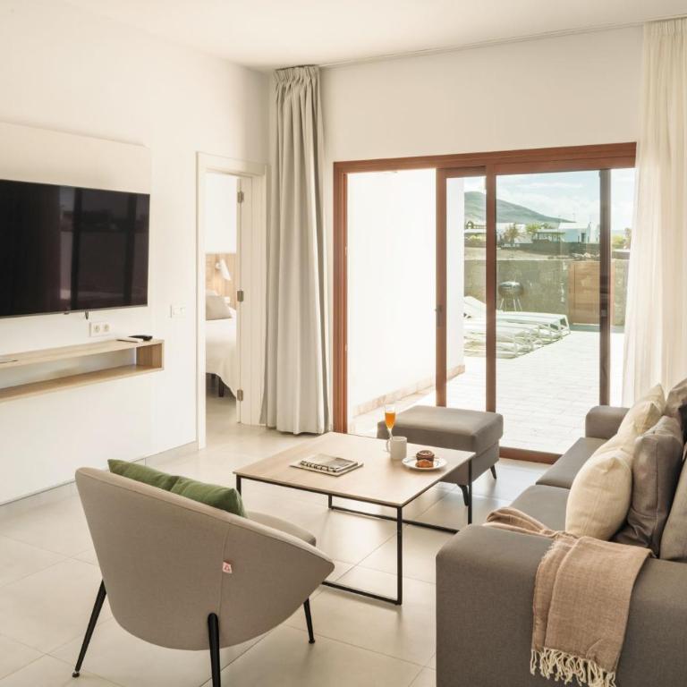Domus Vulcani Gaumet - Three-Bedroom Villa - 16