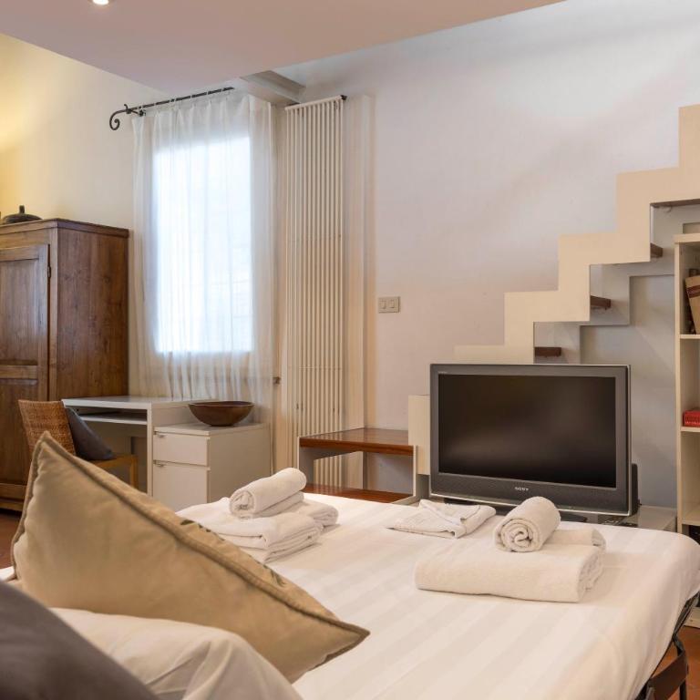 Santa Croce Cozy Duplex - One-Bedroom Apartment - 11