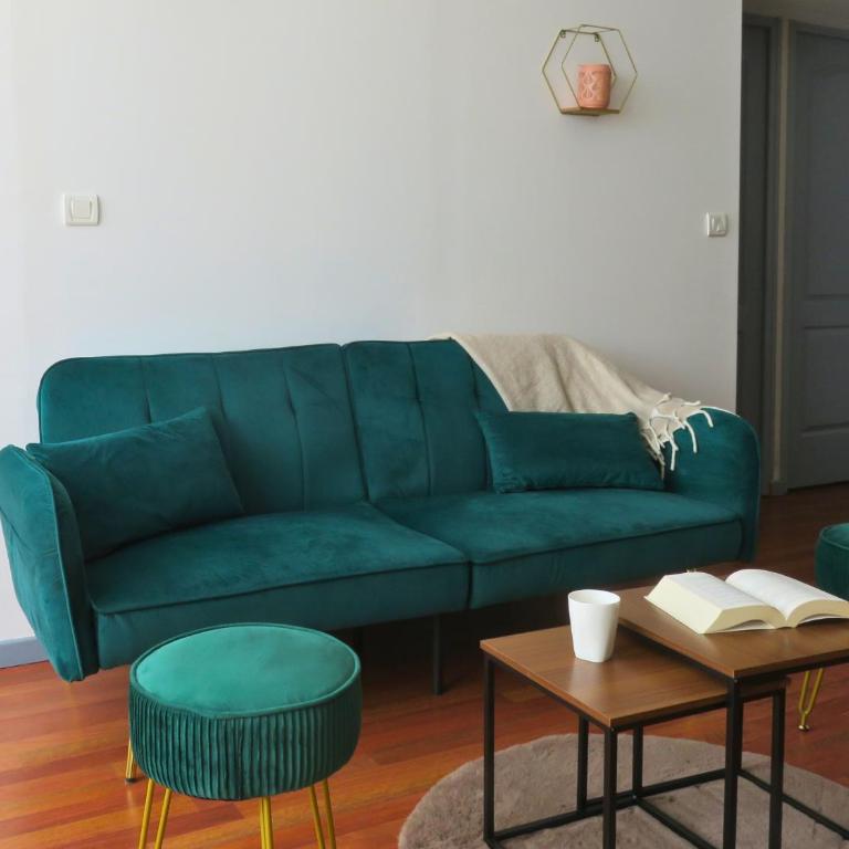 Appartement rénové 2 chambres 55m2 Parking Privé et Wifi - Apartment - 4