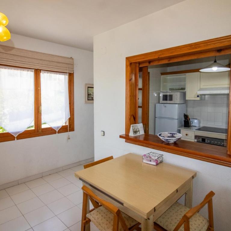 Apartamento de 3 dormitorios y piscina LAS FUENTES Albert Villas - Apartamento con vistas a la piscina - 17