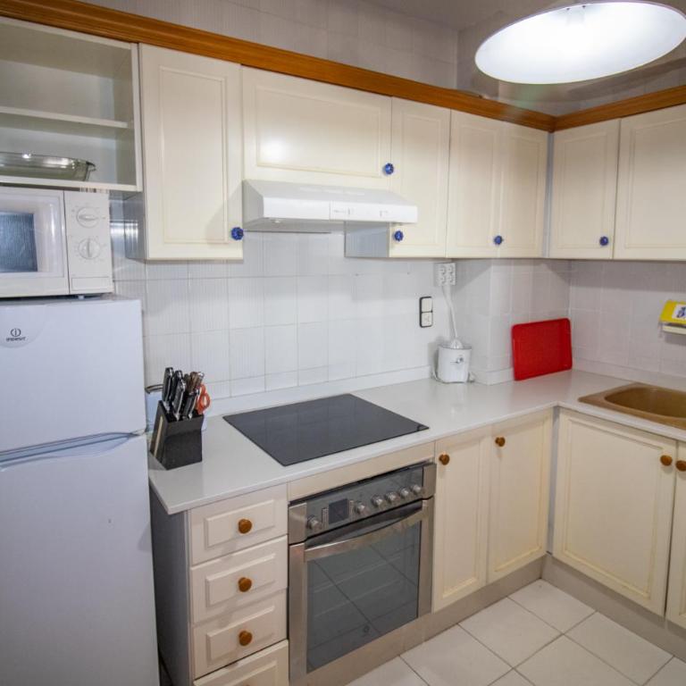 Apartamento de 3 dormitorios y piscina LAS FUENTES Albert Villas - Apartamento con vistas a la piscina - 21