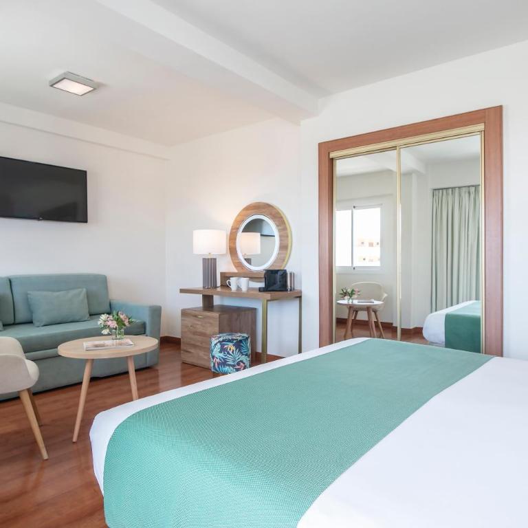 Hotel Costa Málaga - Adults Recommended - by Pierre & Vacances - Suite Junior - 11