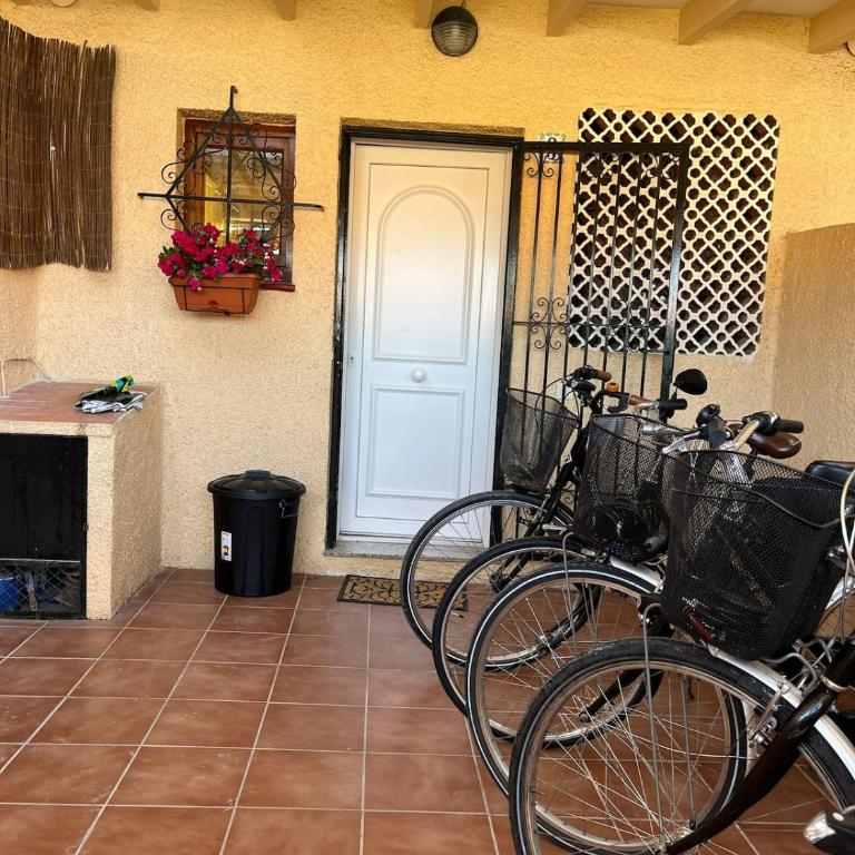 Charming house with pool, not far from beaches, mountain and city - Casa de 3 dormitorios - 4
