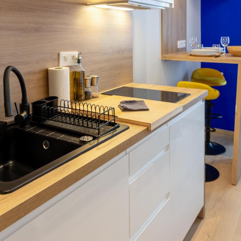 Suite - Strasbourg Gare - Petite France - Commerces à Proximité - One-Bedroom Apartment - 10