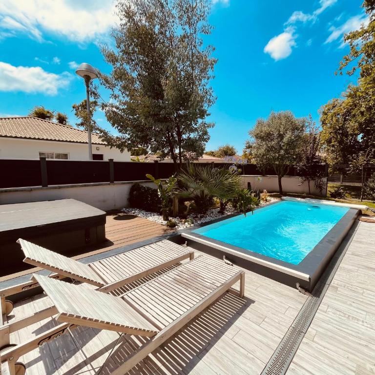 Villa Madeleine - Piscine - Maison 3 Chambres - 15