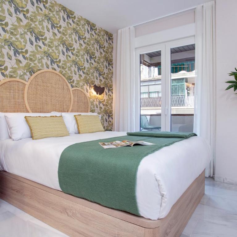 Genteel Home Fuente Nueva - Four-Bedroom Apartment with Terrace - 18
