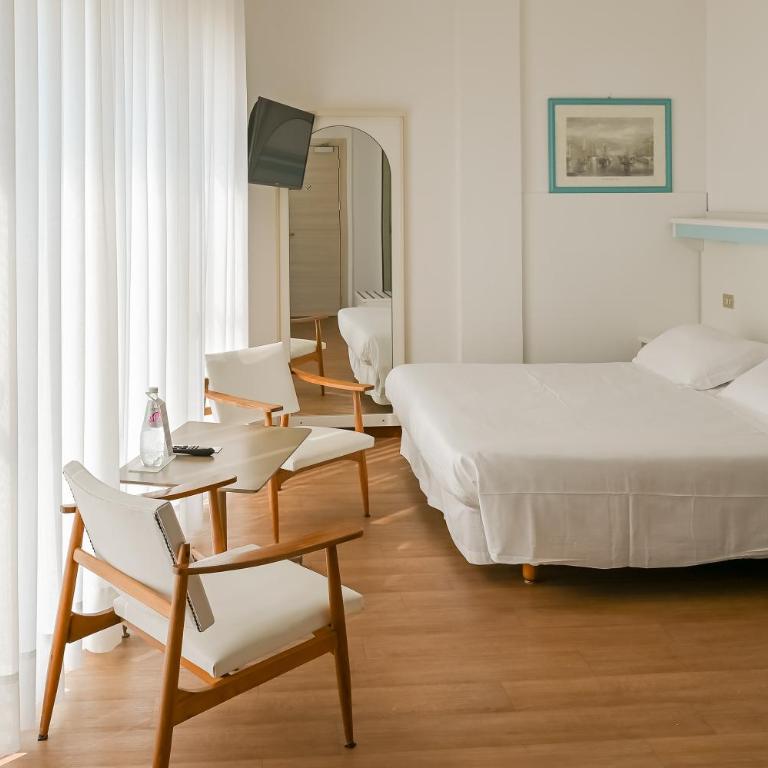 Hotel Las Vegas - Camera Familiare con Vista Mare - 1