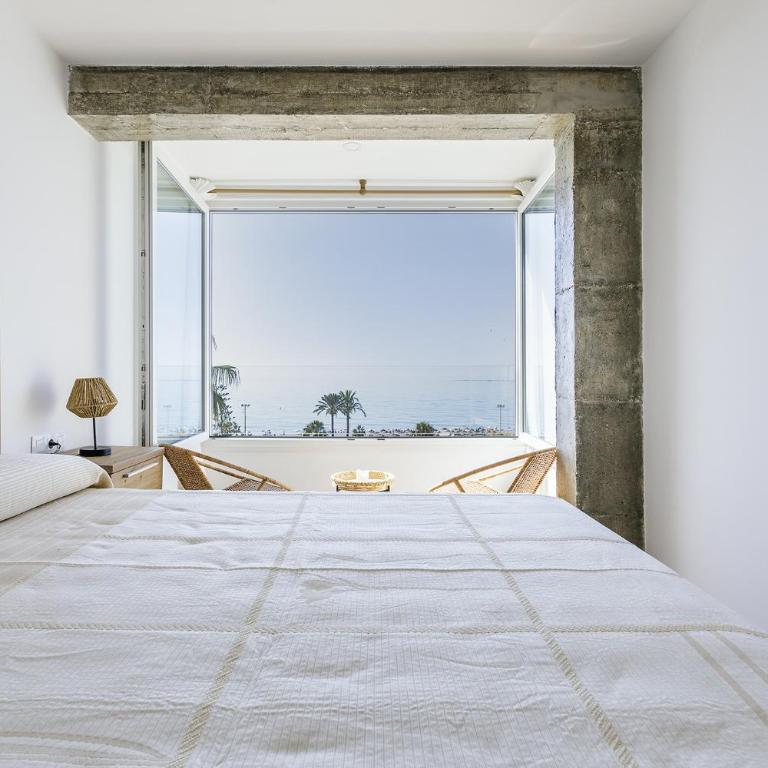 A&N Seafront Sea View Apartment with Terrace Torre del Mar - Apartment with Sea View - 3