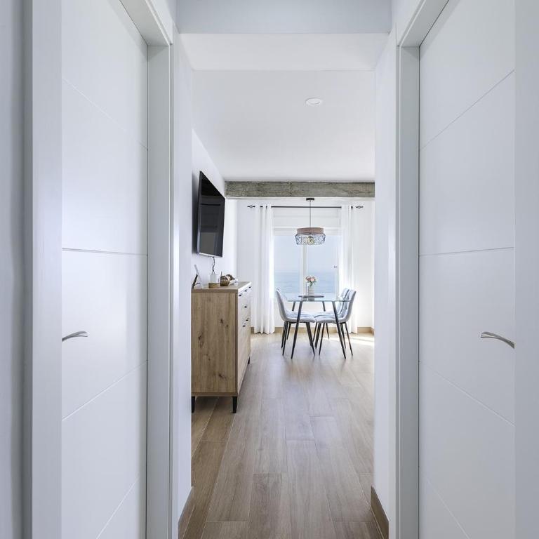 A&N Seafront Sea View Apartment with Terrace Torre del Mar - Apartment with Sea View - 19
